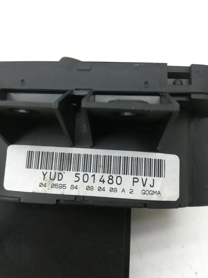 Land Rover Discovery 3 - LR3 (2004 - 2009) YUD501480PVJ Включатель фонарей — фото 6
