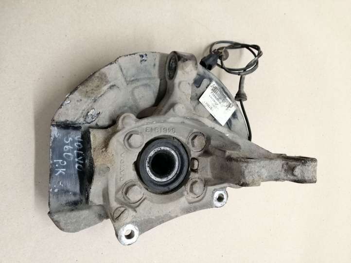 Volvo S60 (2000 - 2004)  9461943 Ступица