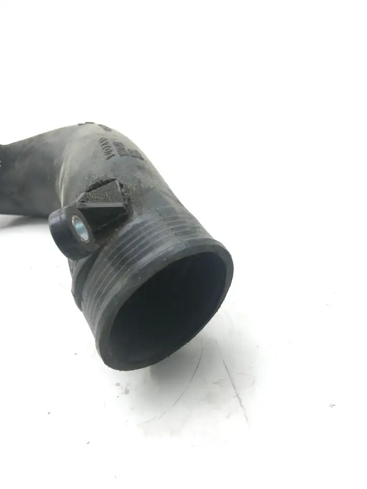 Volvo S60 (2004 - 2010) 30714480 Трубки интеркулера / Шланги интеркулера — фото 2