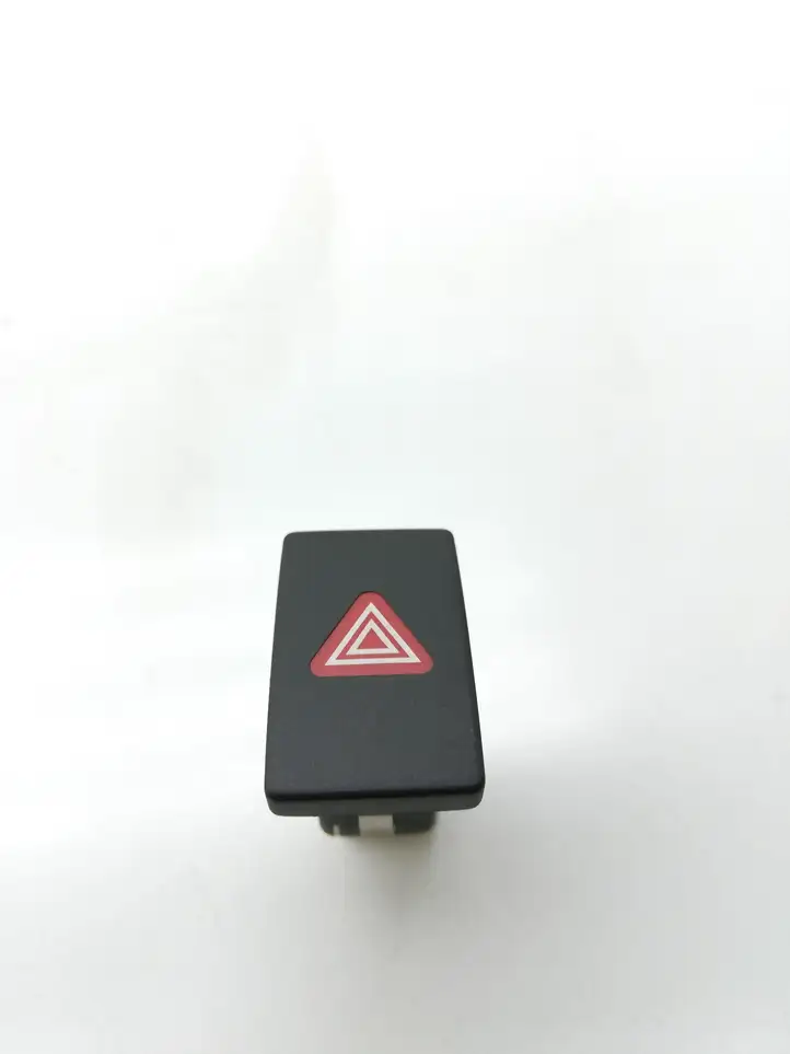 Volkswagen Golf VI (2009 - 2013) 5K0953509A Включатель аварийных фонарей — фото 1