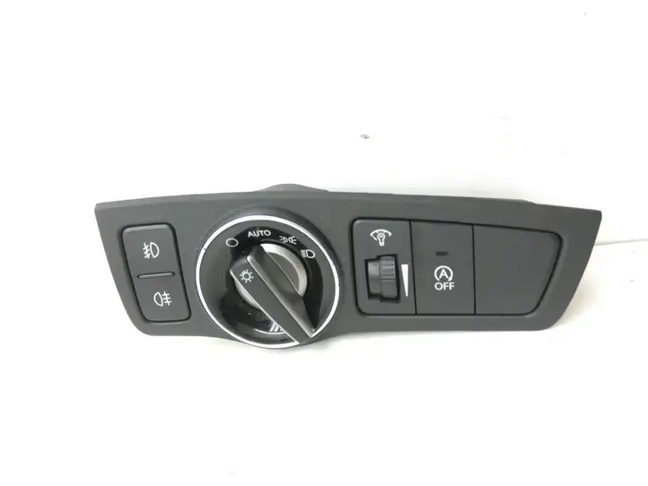 Hyundai i40 (2011 - ) 933003Z150 Включатель фонарей — фото 1