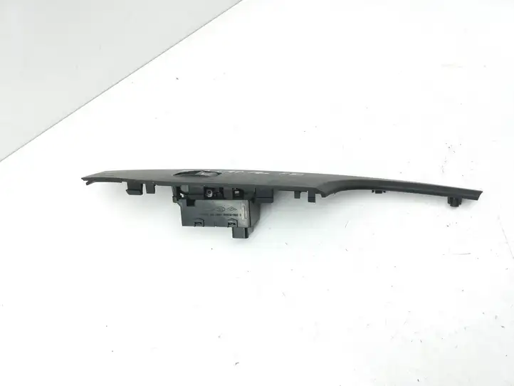 Hyundai i40 (2011 - ) 935753Z000 Блок кнопок стеклоподъемников — фото 4