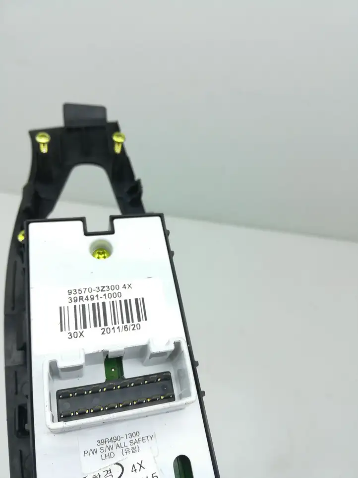 Hyundai i40 (2011 - ) 935703Z300 Кнопка стеклоподъемников — фото 6
