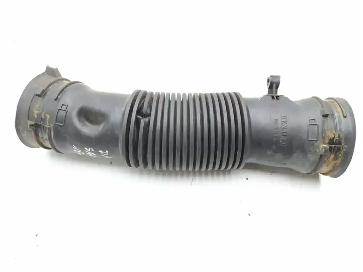 Dacia Sandero (2012 - 2016) 165757148R Трубка подачи воздуха — фото 1