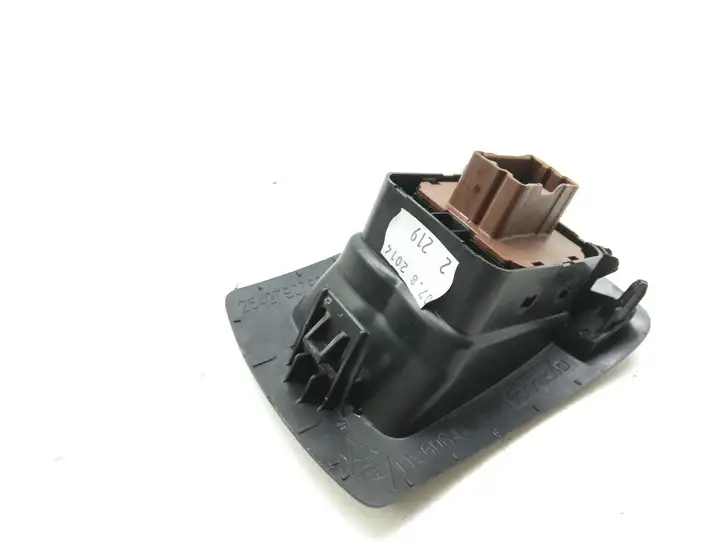 Dacia Sandero (2012 - 2016) 254279079R Кнопка стеклоподъемников — фото 3