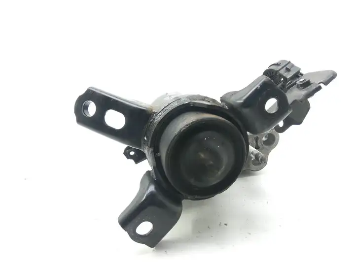 Toyota Auris 150 (2006 - 2012) Опора двигателя — фото 4