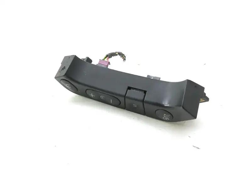 BMW X5 E53 (1999 - 2006) 8380275 Кнопки на рулевом колесе — фото 3