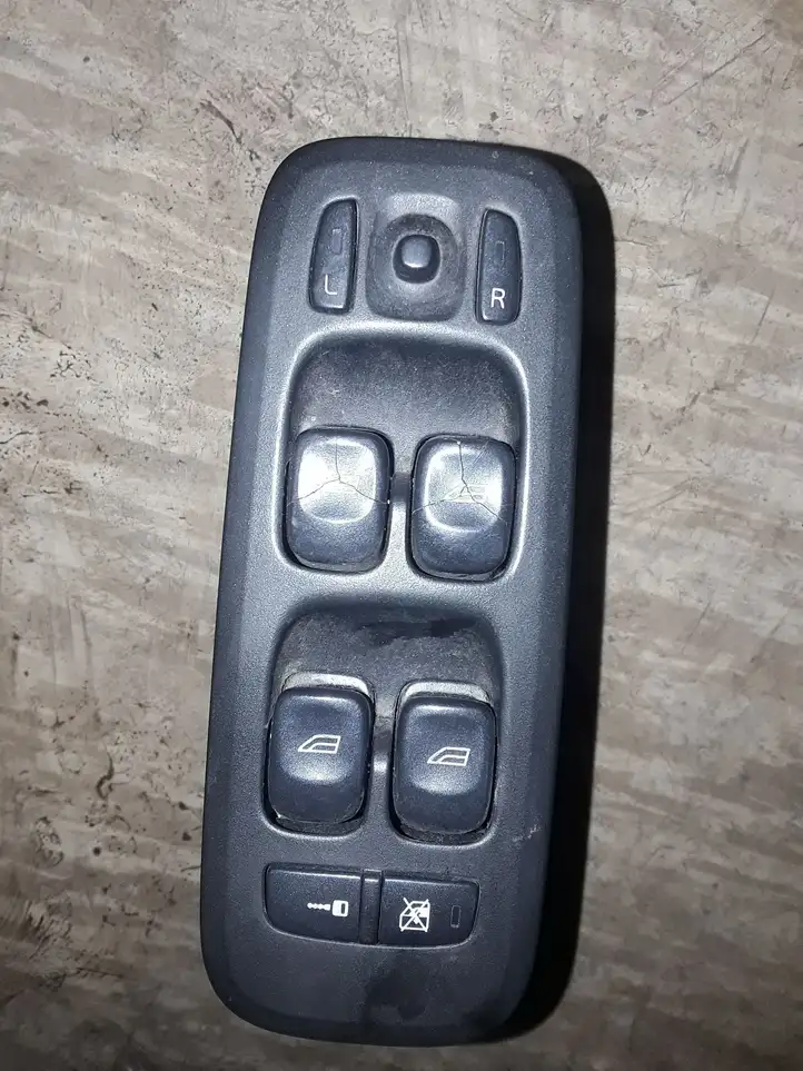 Volvo V70 (2004 - 2007) 30746074 Кнопка стеклоподъемников — фото 1
