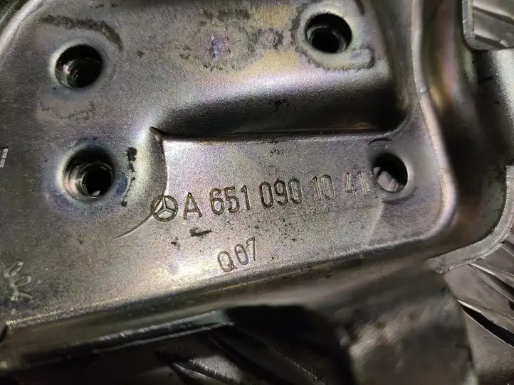 Mercedes-Benz E A207 (2010 - 2017) A6510901041 Кронштейн двигателя — фото 3