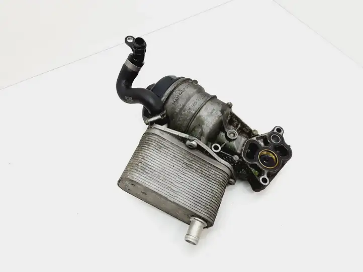 Volvo XC60 (2008 - 2013) 6750373102 Кронштейн масляного фильтра — фото 1