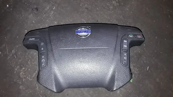 Volvo V70 (2004 - 2007) 30754316 Подушка безопасности руля — фото 1