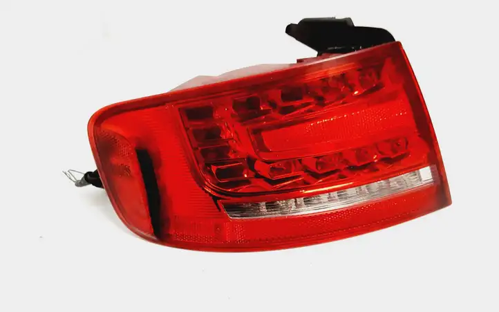 Audi A4 S4 B8 8K (2007 - 2011) 8K5945095L Задний фонарь в кузове — фото 1