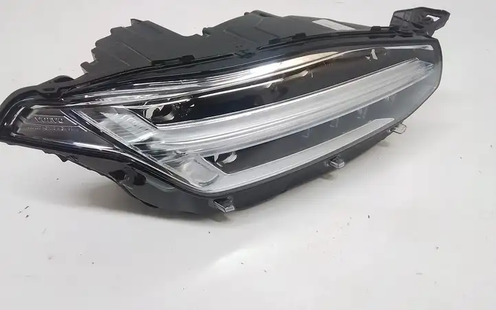 Volvo XC90 (2014 - 2019) 32228698 Передняя фара — фото 3