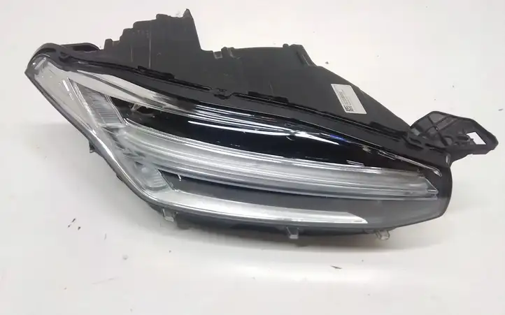 Volvo XC90 (2014 - 2019) 32228698 Передняя фара — фото 7