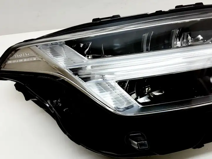 Volvo XC90 (2014 - 2019) 32228698 Передняя фара — фото 13