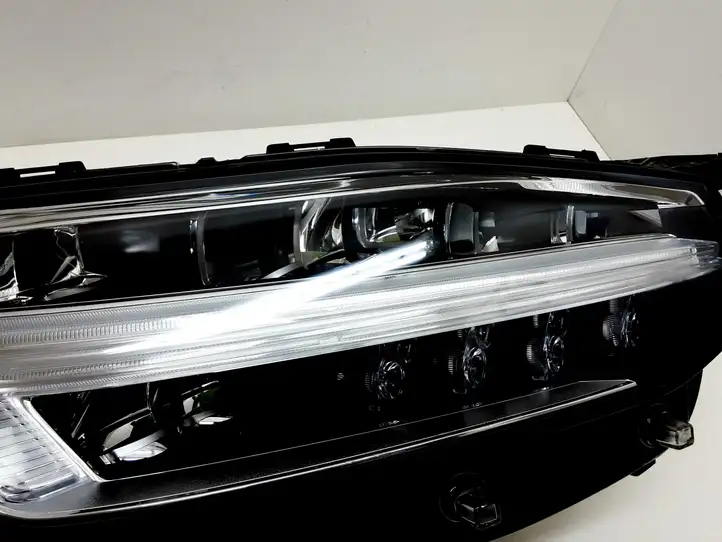 Volvo XC90 (2014 - 2019) 32228698 Передняя фара — фото 15