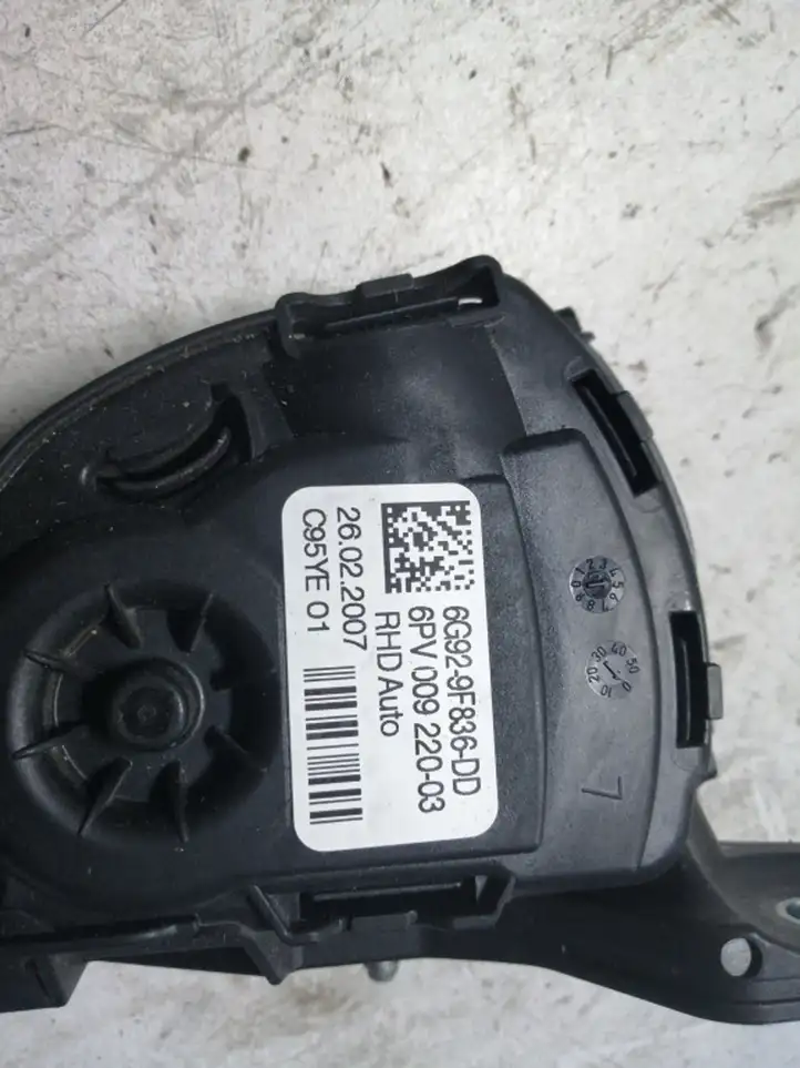 Volvo S80 (2006 - 2009) 6G929F836DD Педаль акселератора — фото 4