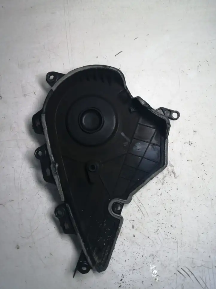 Toyota Avensis Verso (2001 - 2004) 9095001357A Защита ремня ГРМ — фото 2