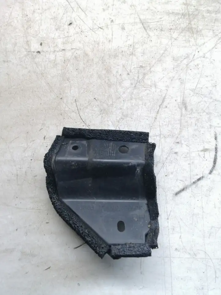 Toyota Corolla Verso AR10 (2004 - 2009) 538680F010 Прочие детали салона — фото 1