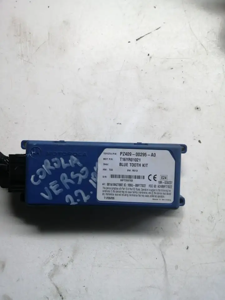 Toyota Corolla Verso AR10 (2004 - 2009) PZ40900295A0 Bluetooth модуль — фото 1