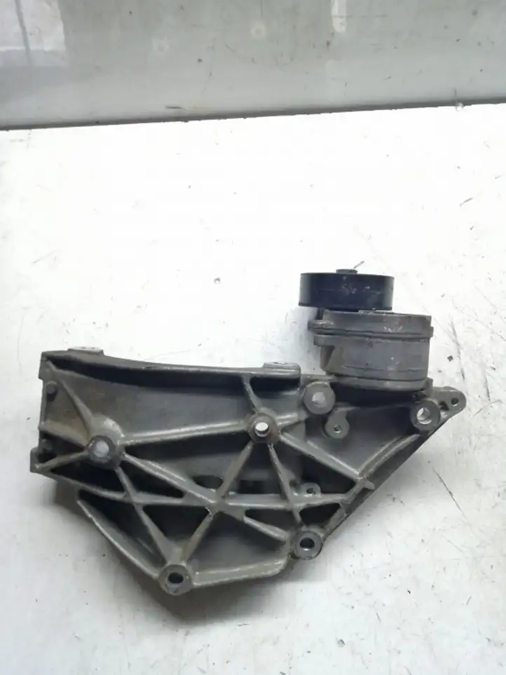 Ford Mondeo MK IV (2007 - 2014) 9650034280 Кронштейн генератора — фото 2