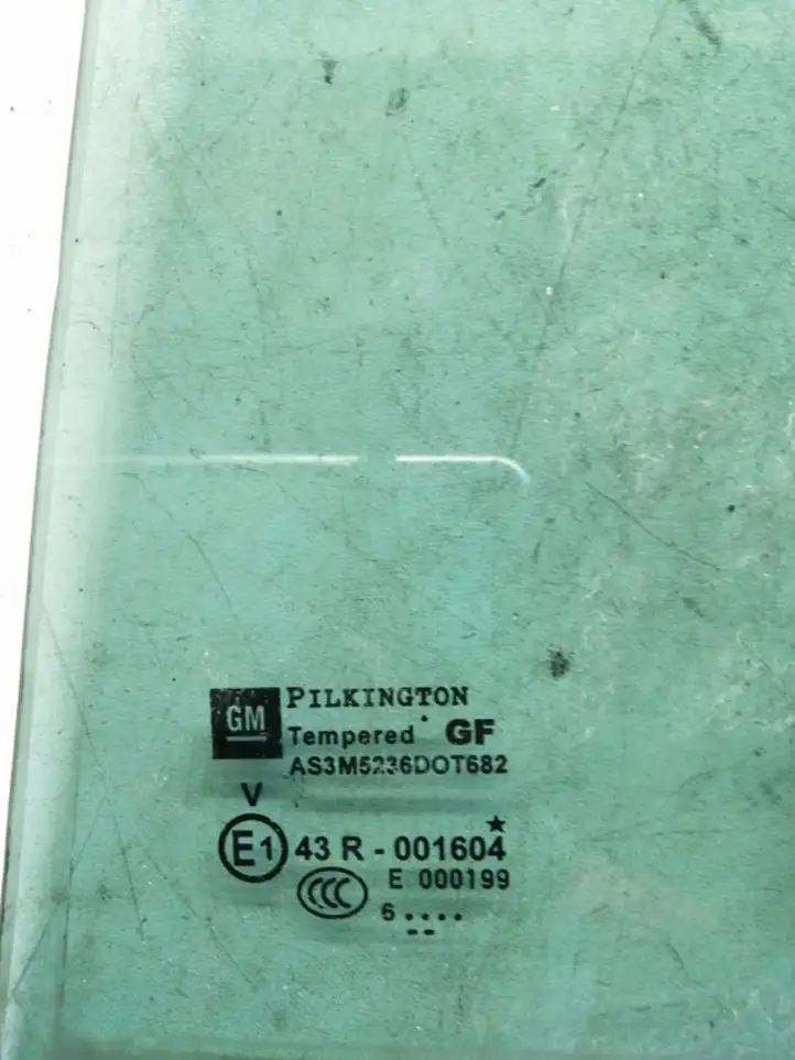 Opel Zafira B (2003 - 2006) 43R001604 Форточка двери — фото 3