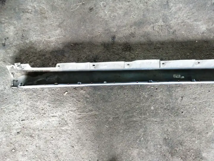 Toyota Avensis T250 (2006 - 2009) 7585205010 Наружная отделка переднего порога — фото 4