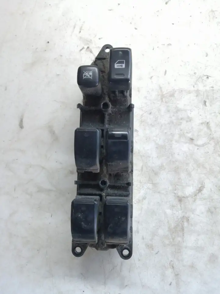 Toyota Avensis Verso (2001 - 2004) 8404044020 Блок кнопок стеклоподъемников — фото 1