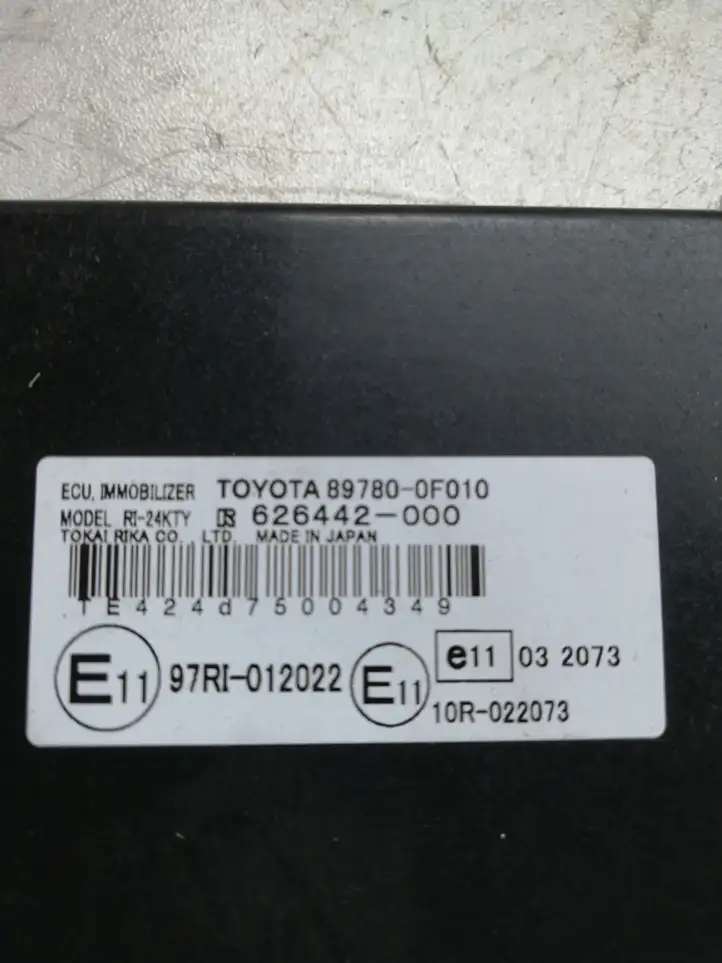 Toyota Corolla Verso AR10 (2004 - 2009) 897800F010 Блок иммобилайзера — фото 2