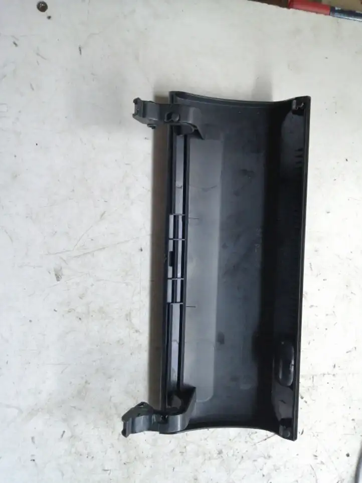 Toyota Corolla Verso AR10 (2004 - 2009) 555010F020 Отделка внутренней панели салона — фото 2