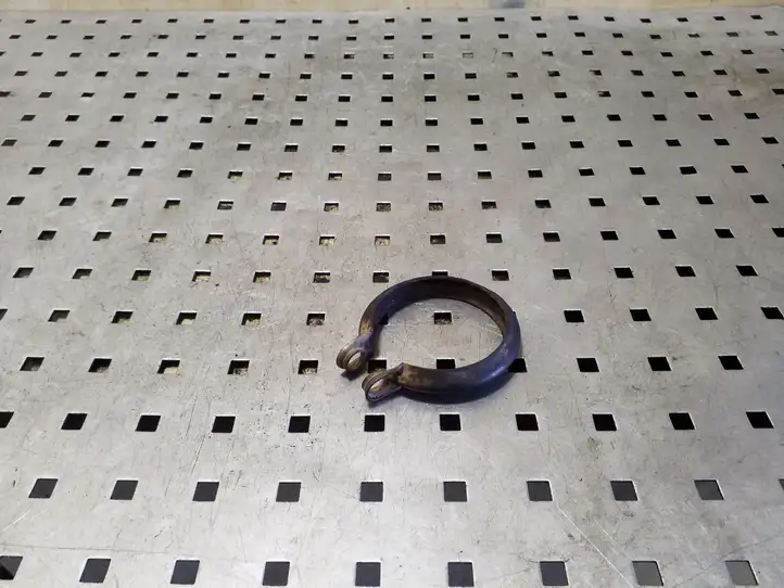 Citroen C4 Picasso (2013 - 2016)   Держатель глушителя