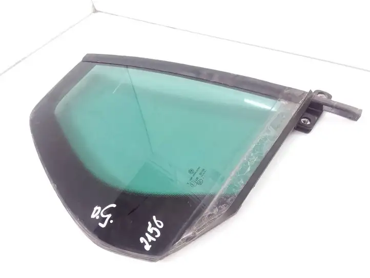 Volkswagen Golf VI (2009 - 2013)  5K6845214EF Маленькое стекло 