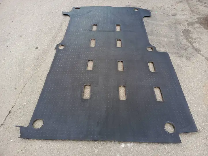 Volkswagen Transporter - Caravelle T5 Задний коврик салона — фото 1