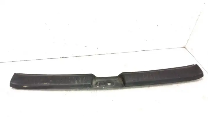 Ford Maverick (2004 - 2007) 5L8478404008AEW Отделка порога багажника — фото 1