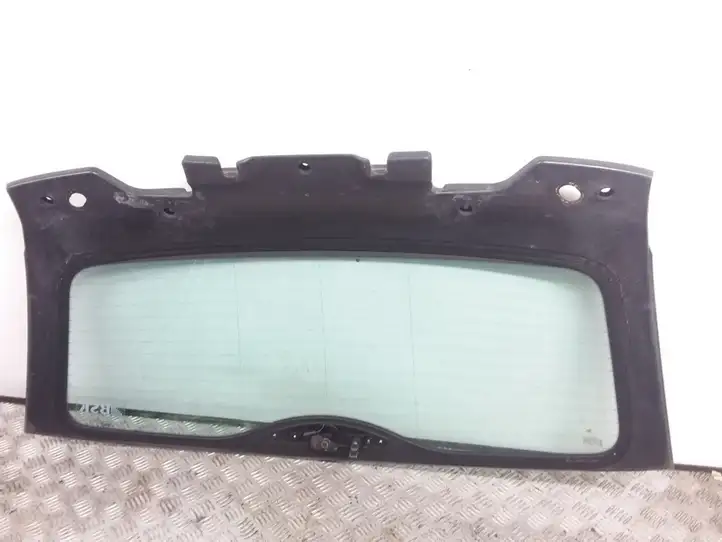 BMW 3 E90 E91 (2005 - 2012) Открывающееся стекло крышки багажника — фото 2