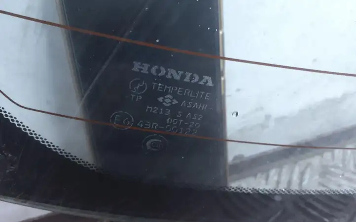 Honda Civic (2001 - 2005) M213SAS2DOT20 Заднее стекло — фото 5