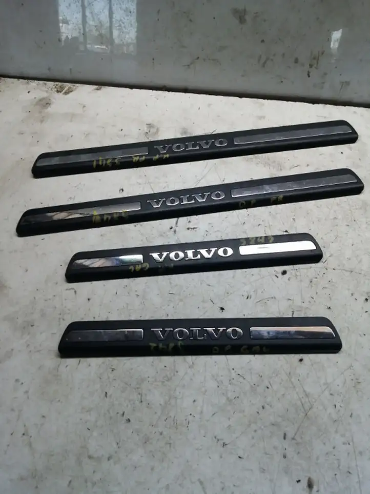 Volvo S80 (2006 - 2009) 8659961 Внутренняя отделка переднего порога — фото 1