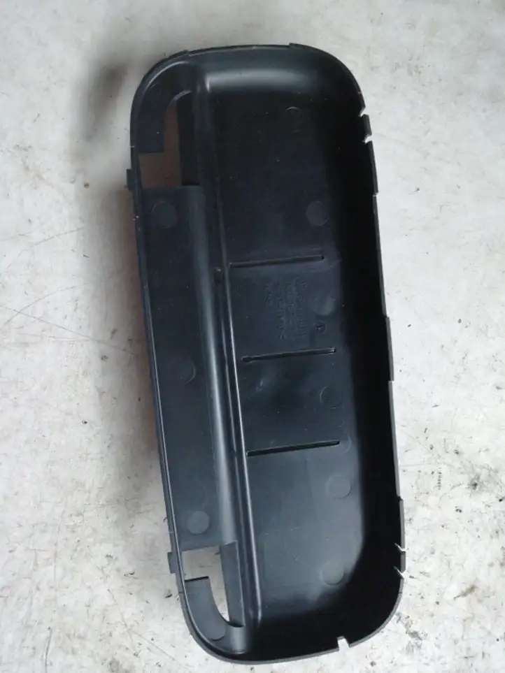 Volkswagen Golf VI (2009 - 2013) 1K0867227 Прочие детали салона — фото 1