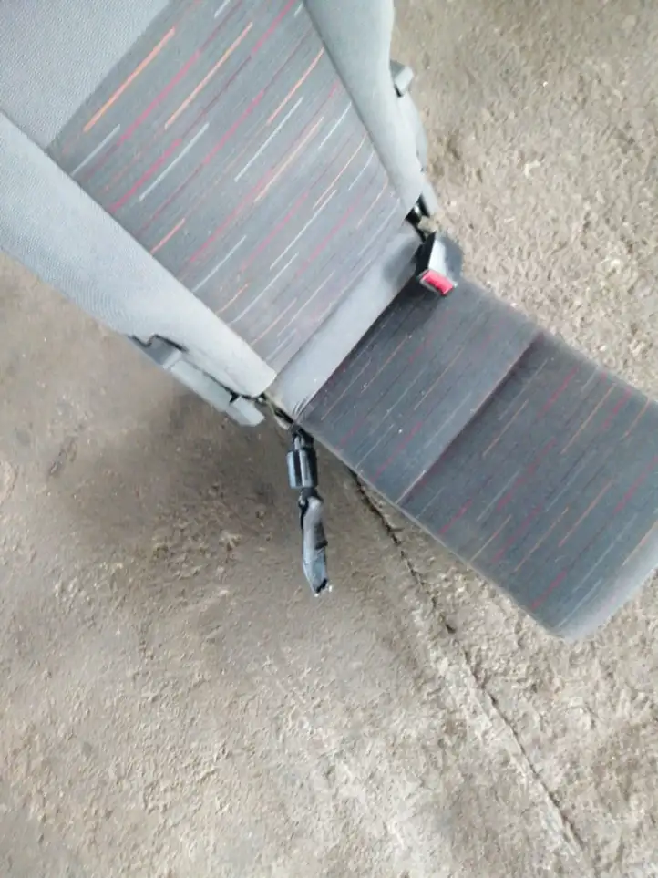 Ford Focus C-MAX (2003 - 2010) Заднее сиденье — фото 3