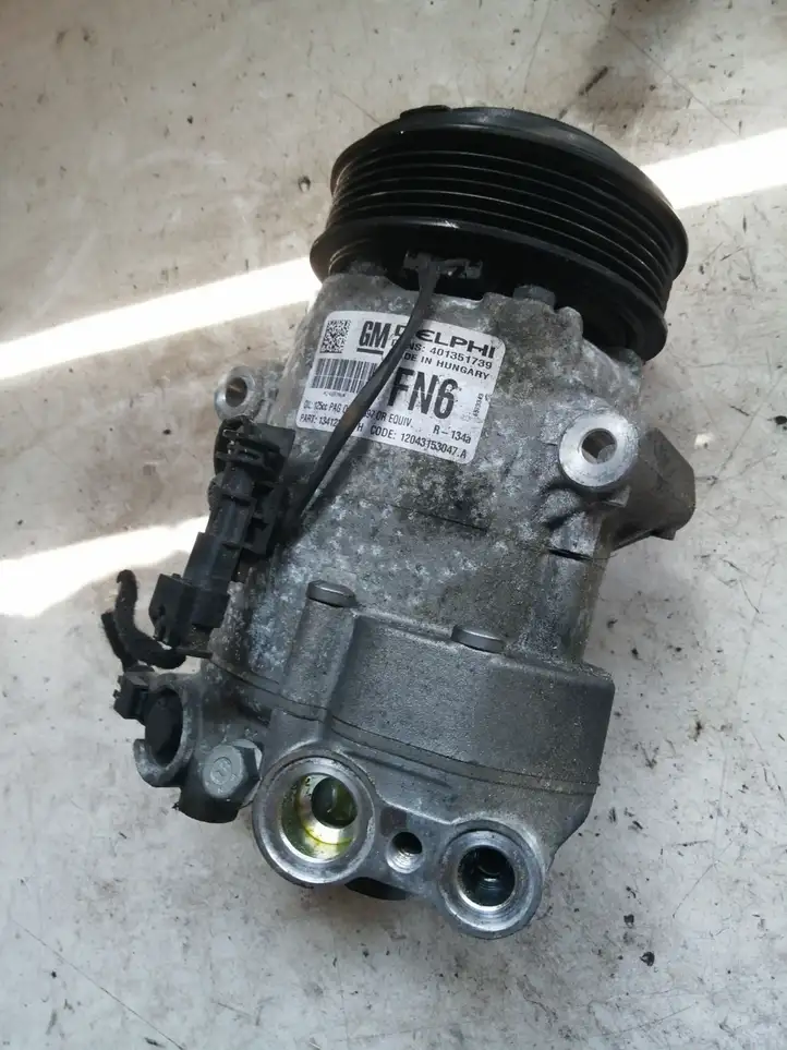 Opel Astra J (2009 - 2012) 13412248 Компрессор (насос) кондиционера воздуха — фото 4