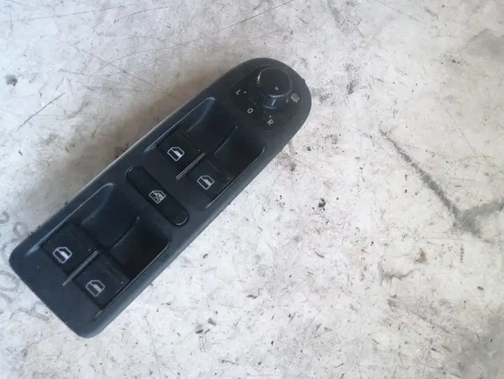 Volkswagen Golf VI (2009 - 2013) 5K0867255A Блок кнопок стеклоподъемников — фото 1