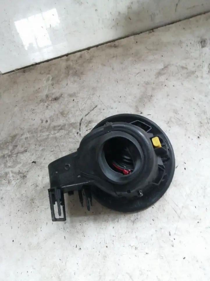Opel Astra J (2009 - 2012) 13375739 Крышка топливного бака — фото 3