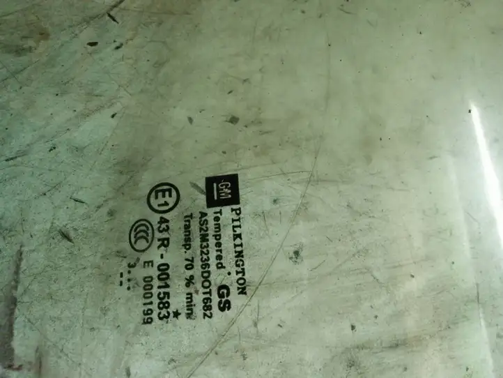 Opel Astra J (2009 - 2012) 43R001583 Стекло задней двери — фото 3