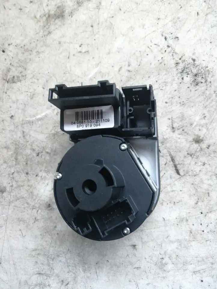 Audi A3/S3 8P (2008 - 2013) 8P0919094 Включатель фонарей — фото 3