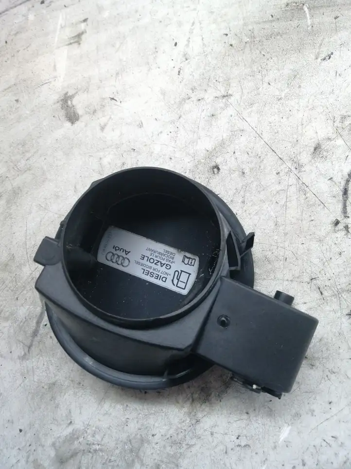 Audi A3/S3 8P (2008 - 2013) 8P0809999F Крышка топливного бака — фото 3