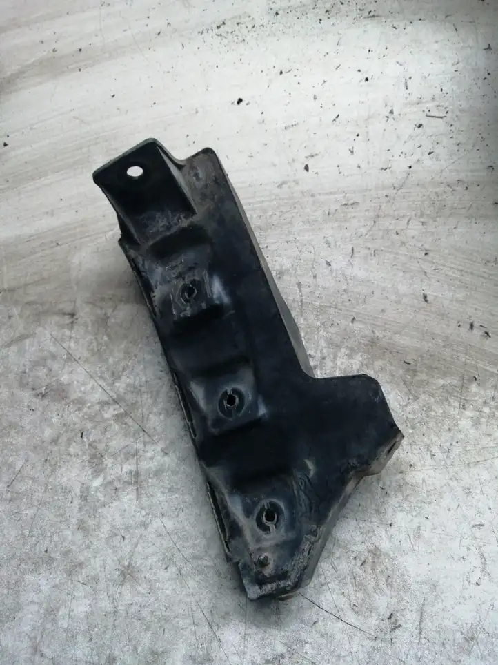 Seat Ibiza III (6L) (2002 - 2008) 6L0807183C Кронштейн переднего бампера — фото 1