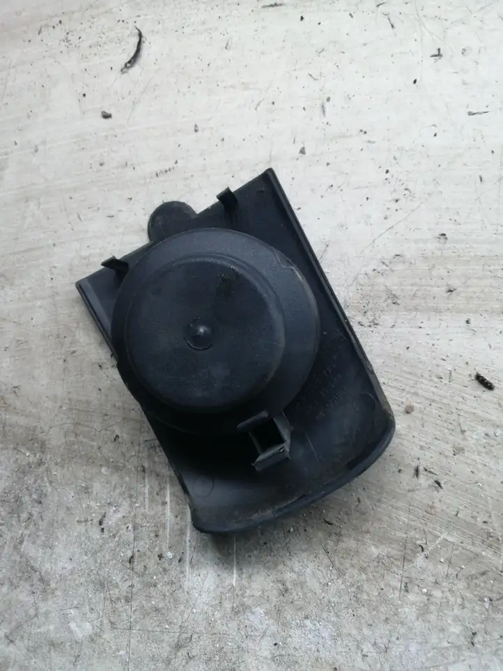 Seat Ibiza III (6L) (2002 - 2008) 6L0858195 Прочие детали салона — фото 3