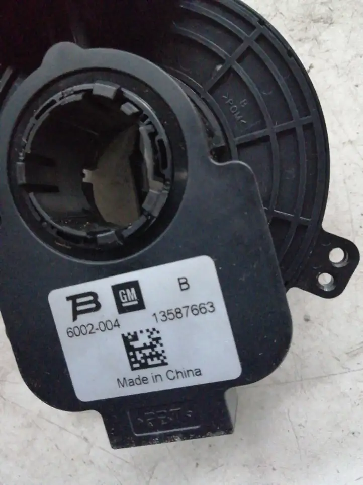Opel Astra J (2009 - 2012) 13587663 Контактное кольцо SRS — фото 3