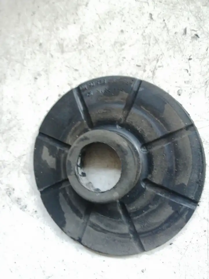 Opel Astra J (2009 - 2012) 9053849696 Резиновая опора пружины — фото 1