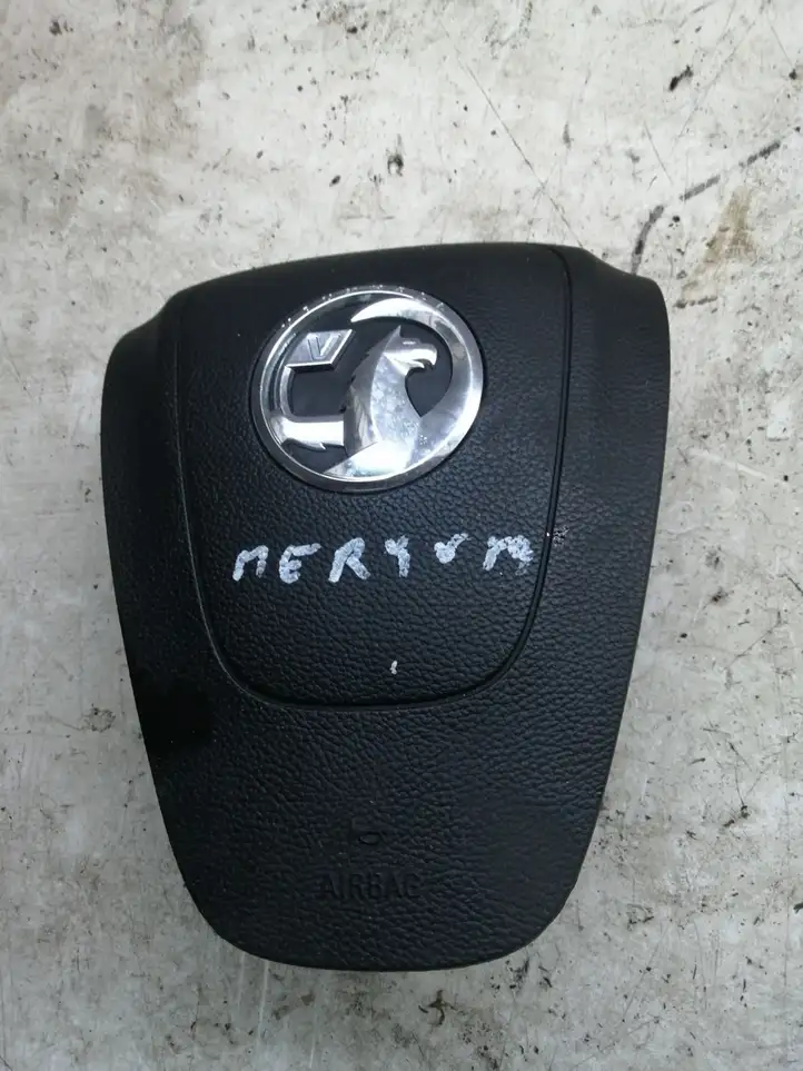 Opel Meriva B (2010 - 2014) 13300475 Подушка безопасности руля — фото 1